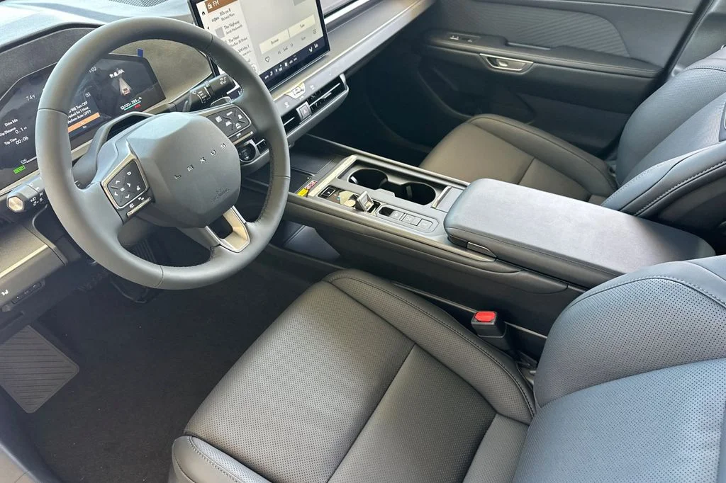 2026 Lexus ES BEV 500e Premium AWD - Photo 10