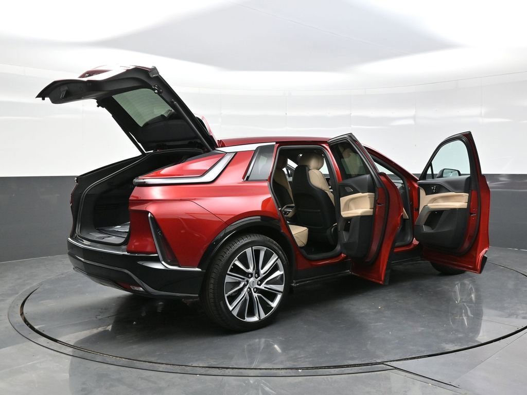 2025 Cadillac LYRIQ Luxury 3 - Photo 30