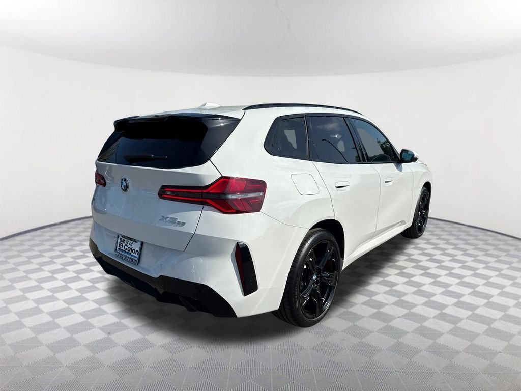 New 2026 Alpine White BMW 30 xDrive image 4