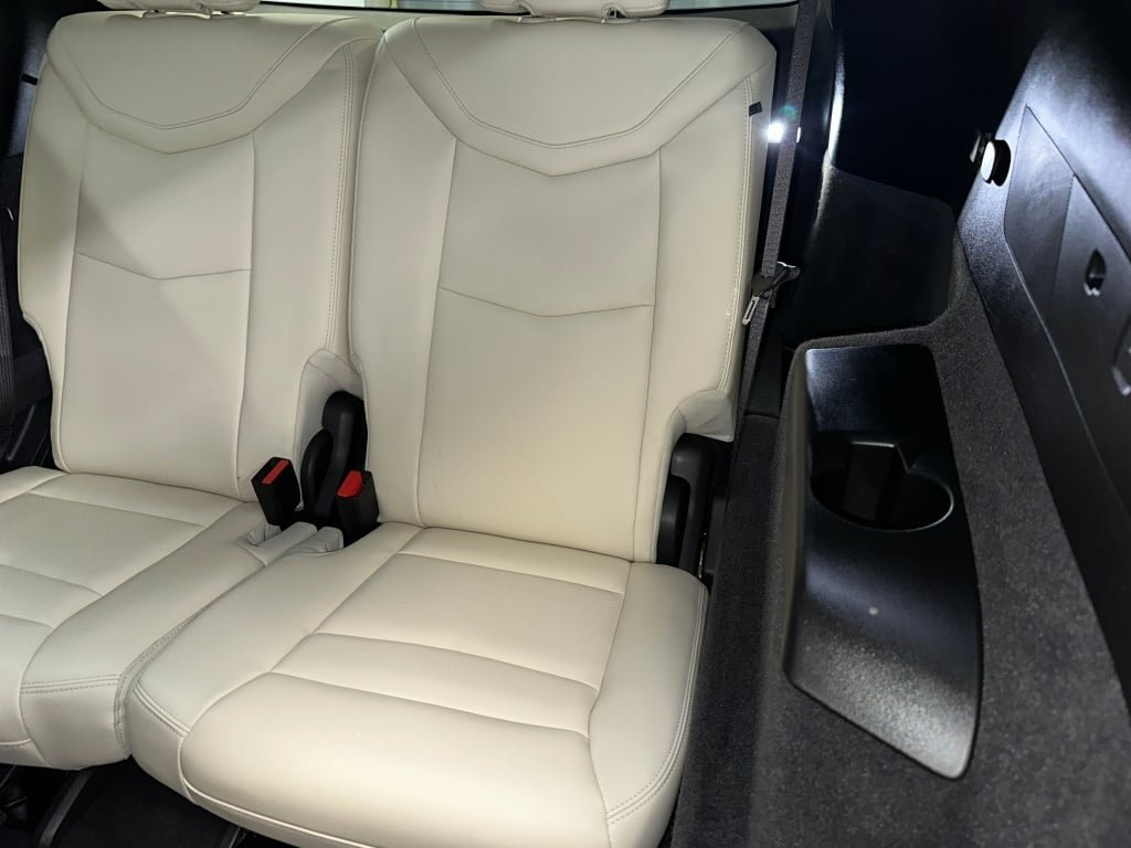 2024 Cadillac XT6 Sport - Photo 25