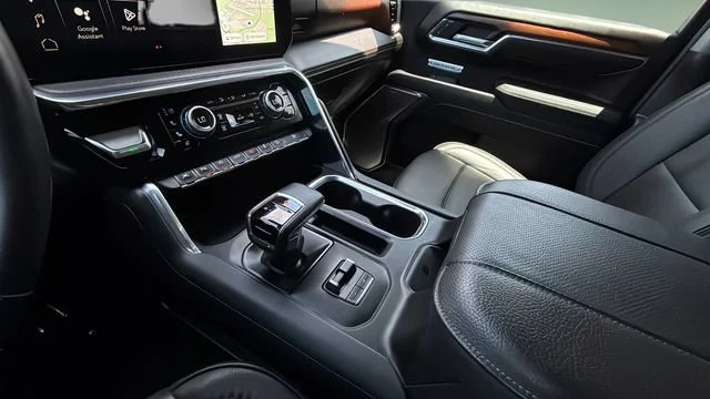 Used 2024 Summit White GMC Denali image 14