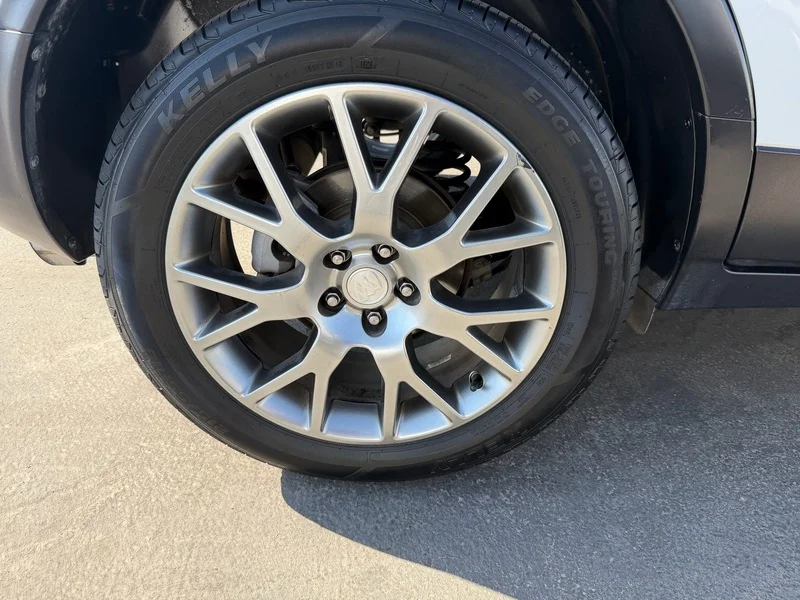 Used 2018 (Includes (CM5) Black Carbon Metallic lower exterior accent color, Paint code W700S.) Buick Sport Touring image 33