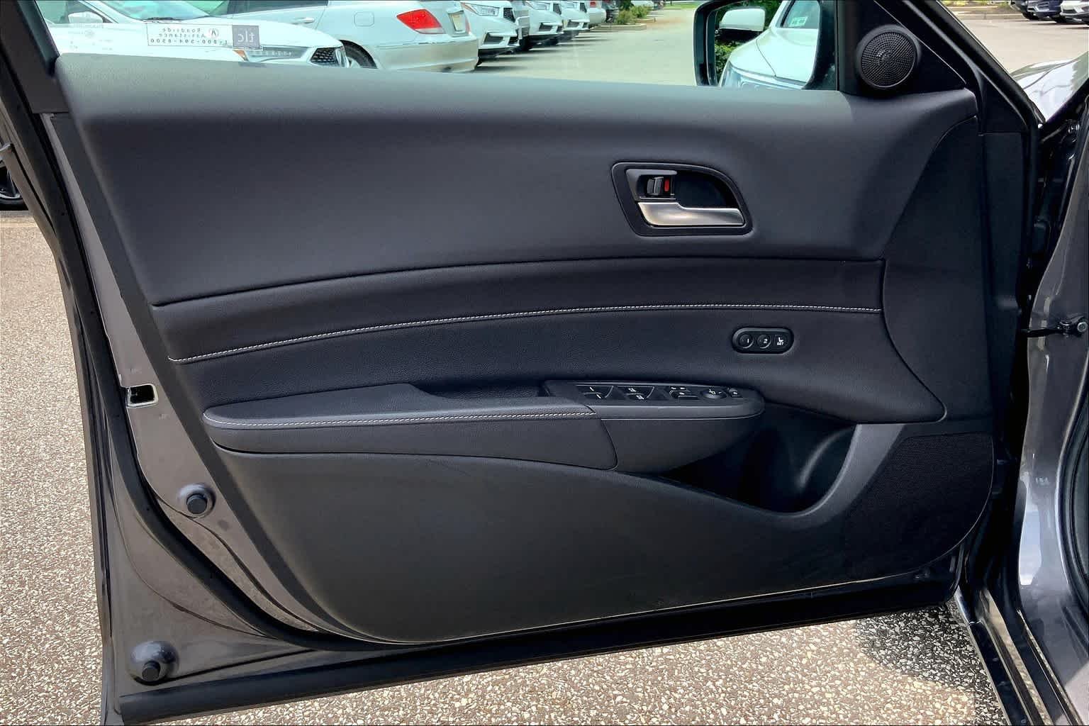 Used 2019 Modern Steel Metallic Acura w/Premium Pkg image 18