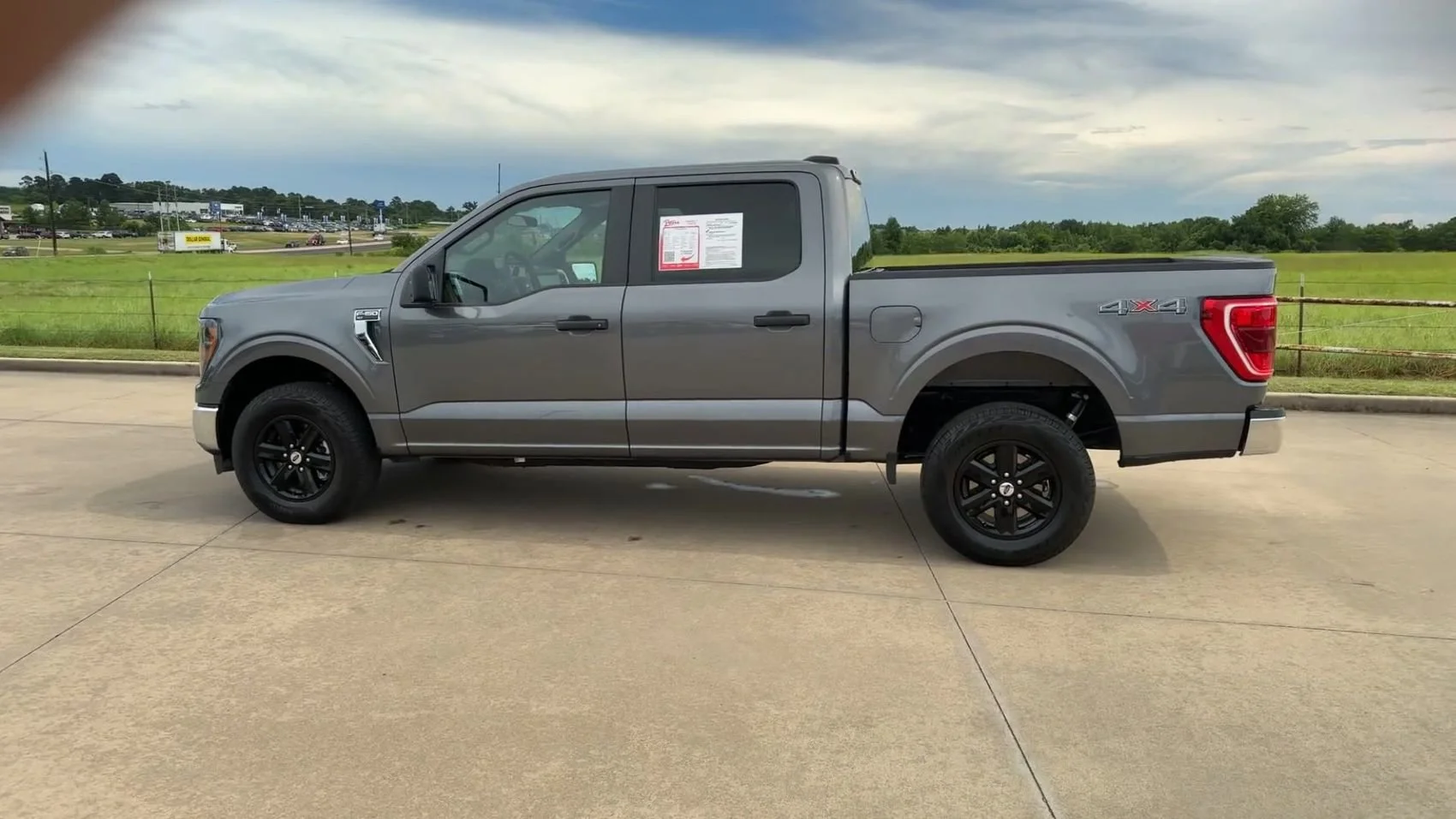 Used 2023 Carbonized Gray Metallic Ford XLT image 5