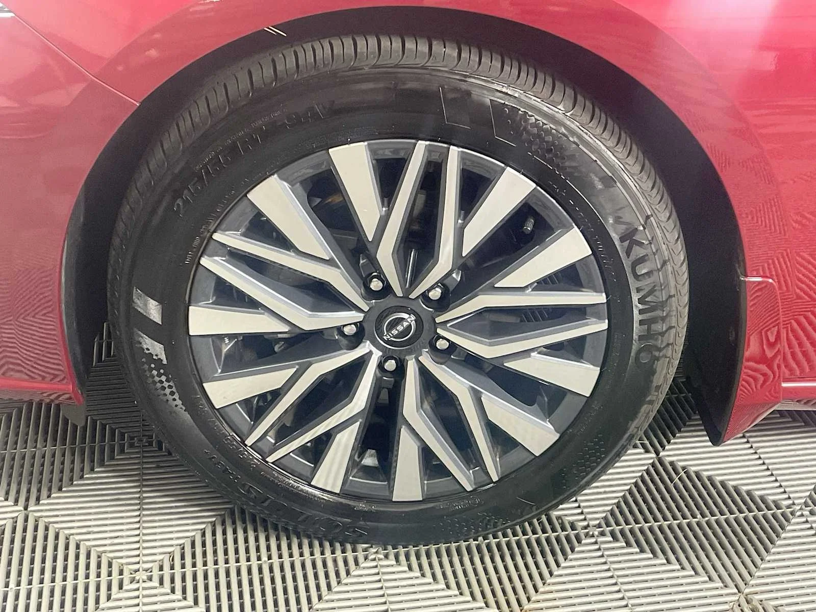 Certified Used 2025 Scarlet Ember Nissan SV image 26
