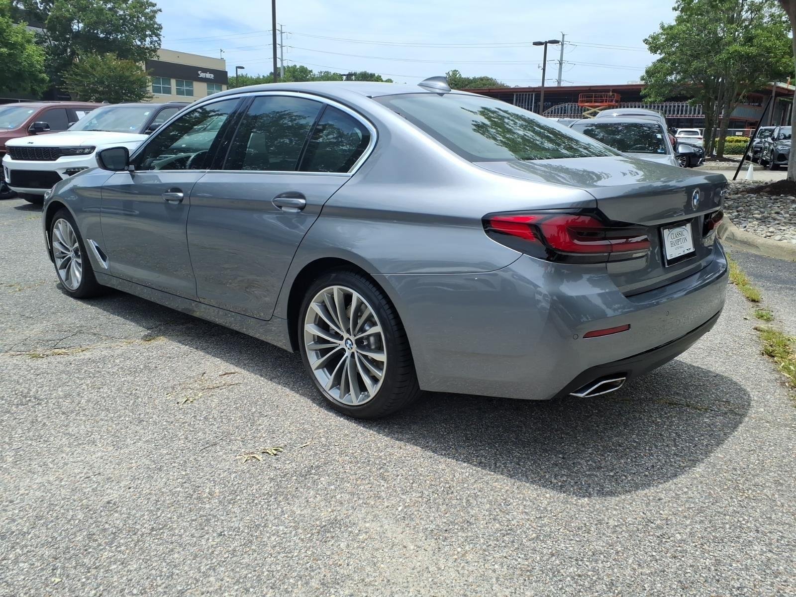 Used 2023 Skyscraper Gray Metallic BMW 530i image 8