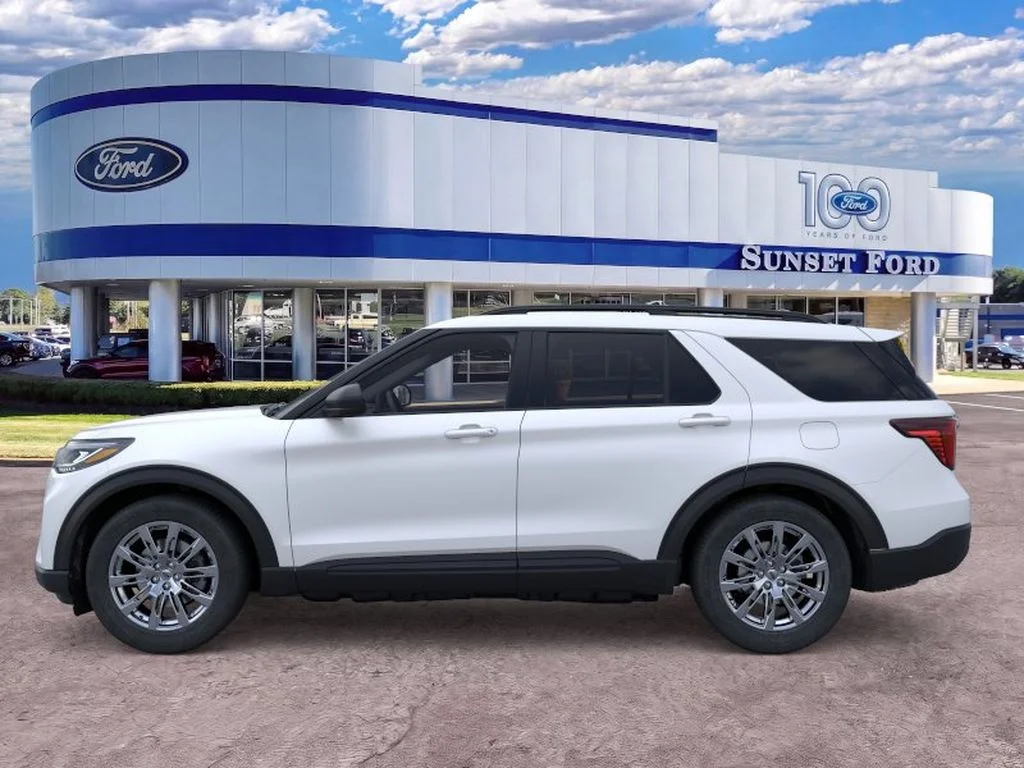 New 2026 Star White Metallic Tri-Coat Ford Active™ image 3