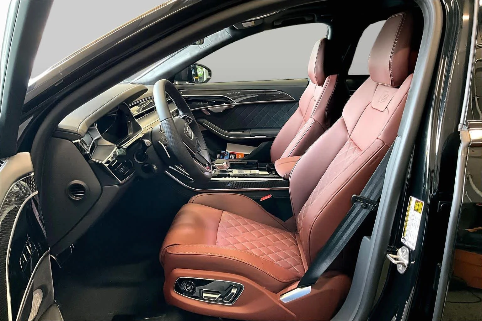 New 2027 Mythos Black me Audi  image 9