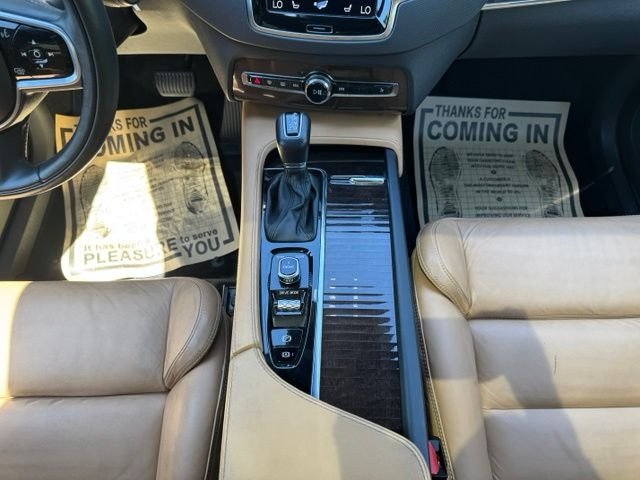 Used 2017 Gray Metallic Volvo T6 Momentum image 28