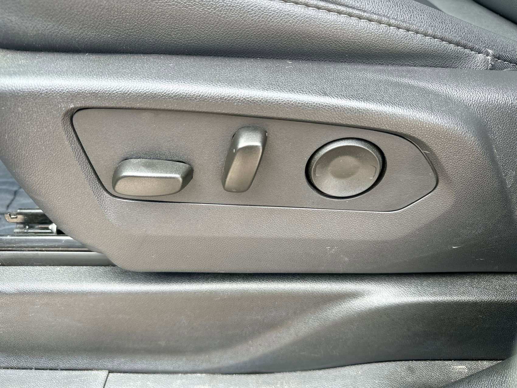 Used 2025 Sterling Gray Metallic Chevrolet LT image 12