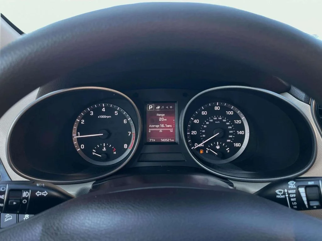 Used 2017 Marlin Blue Hyundai 2.4 Base image 17