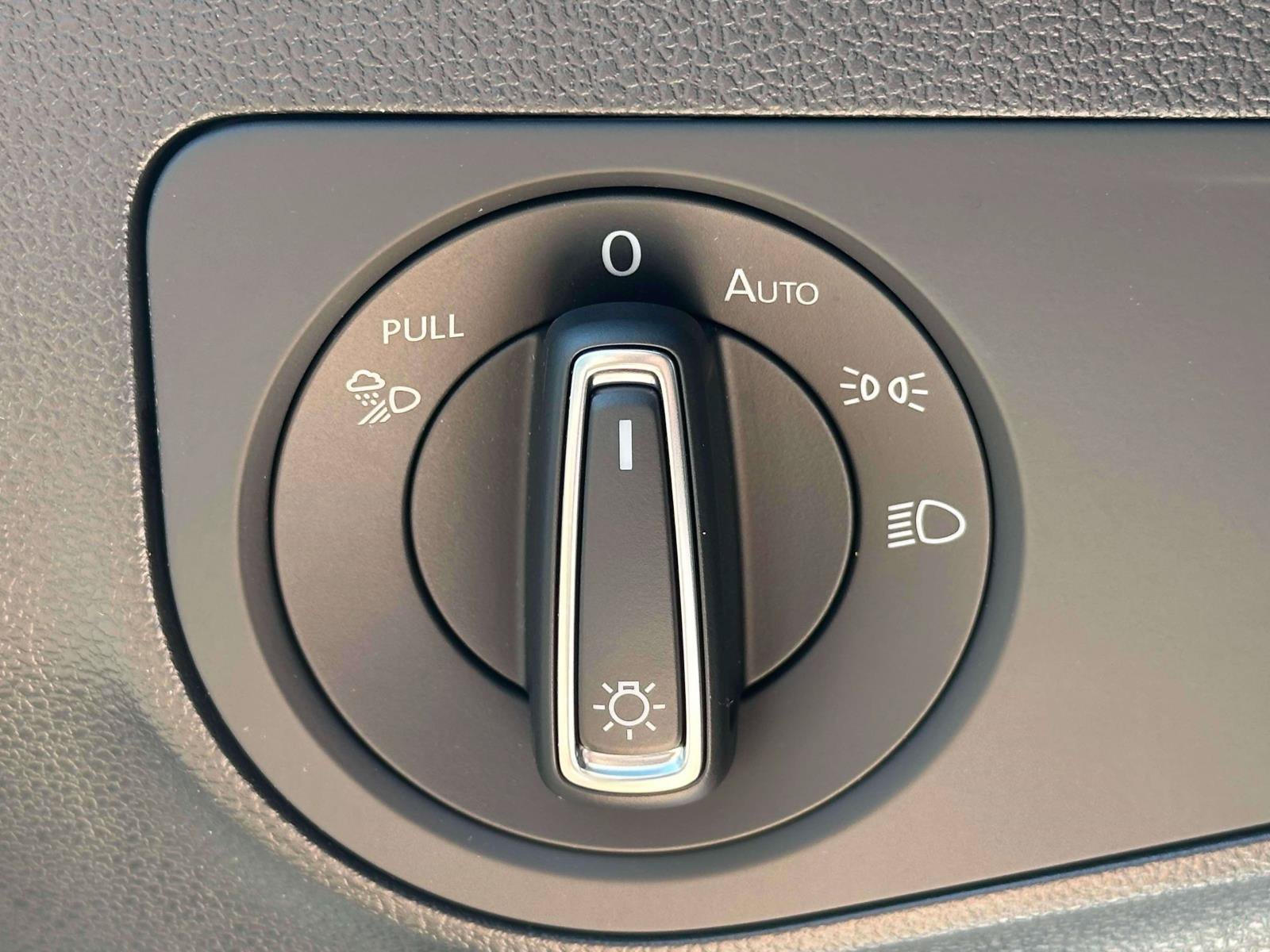 Used 2023 Opal White Pearl Volkswagen SEL R-Line image 19