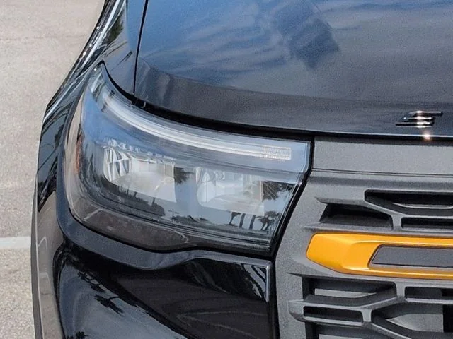 New 2026 Agate Black Metallic Ford Tremor® image 10