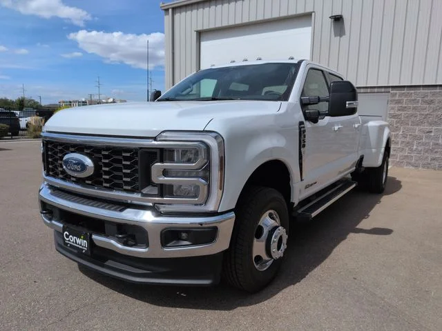 New 2026 Oxford White Ford F-350® Lariat® image 7