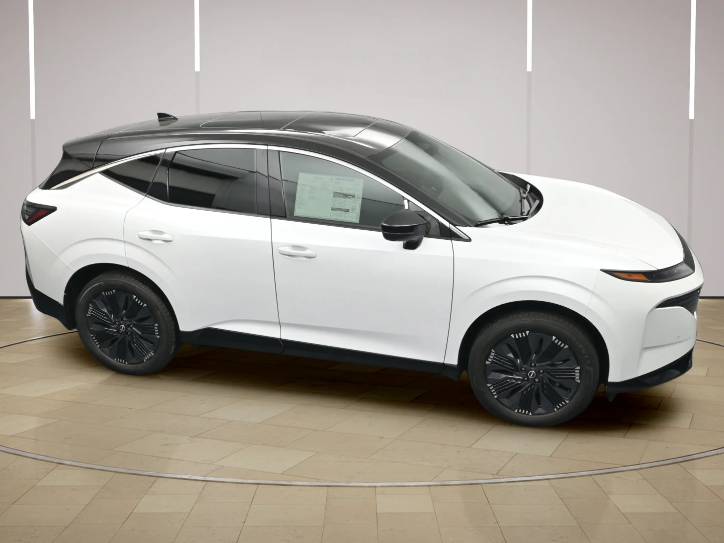 New 2026 Everest White Pearl TriCoat / Super Black Two-tone Nissan Platinum image 34