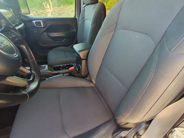 Used 2020 Gray Jeep Sport S image 27