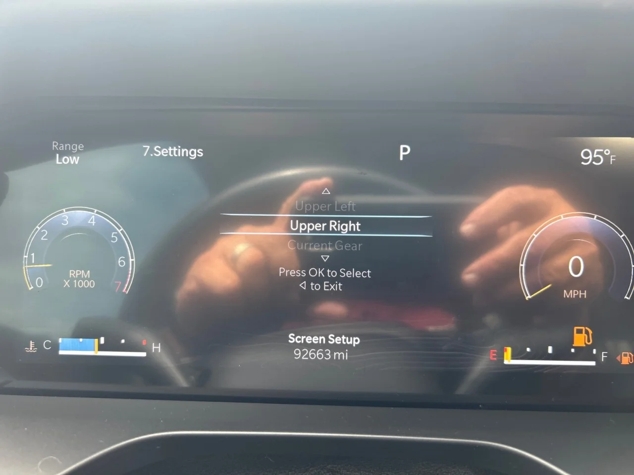 Used 2021  Jeep Limited image 11