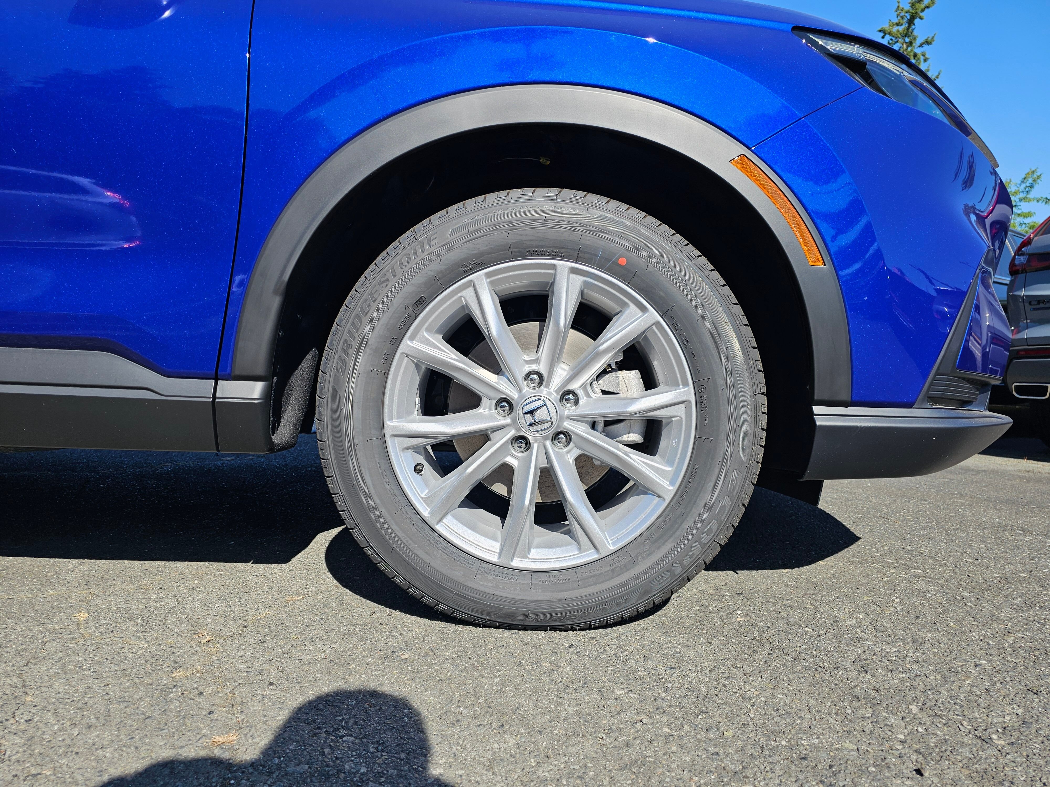 2025 Honda CR-V EX - Photo 9