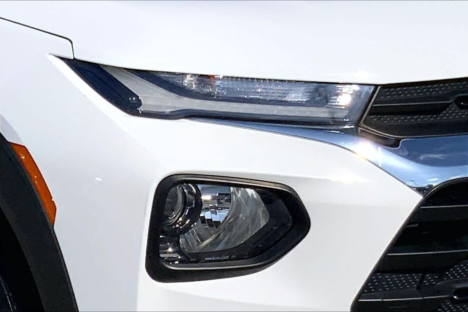 Used 2021 Summit White Chevrolet LT image 24