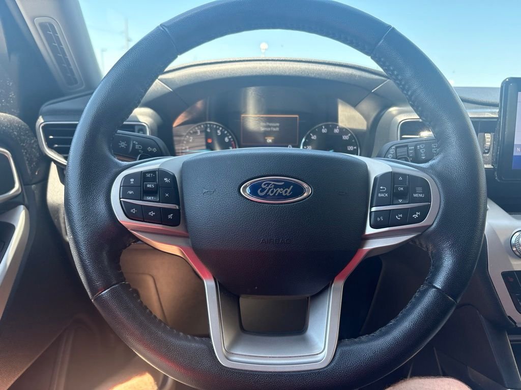 Used 2021 Gray Metallic Ford XLT image 14