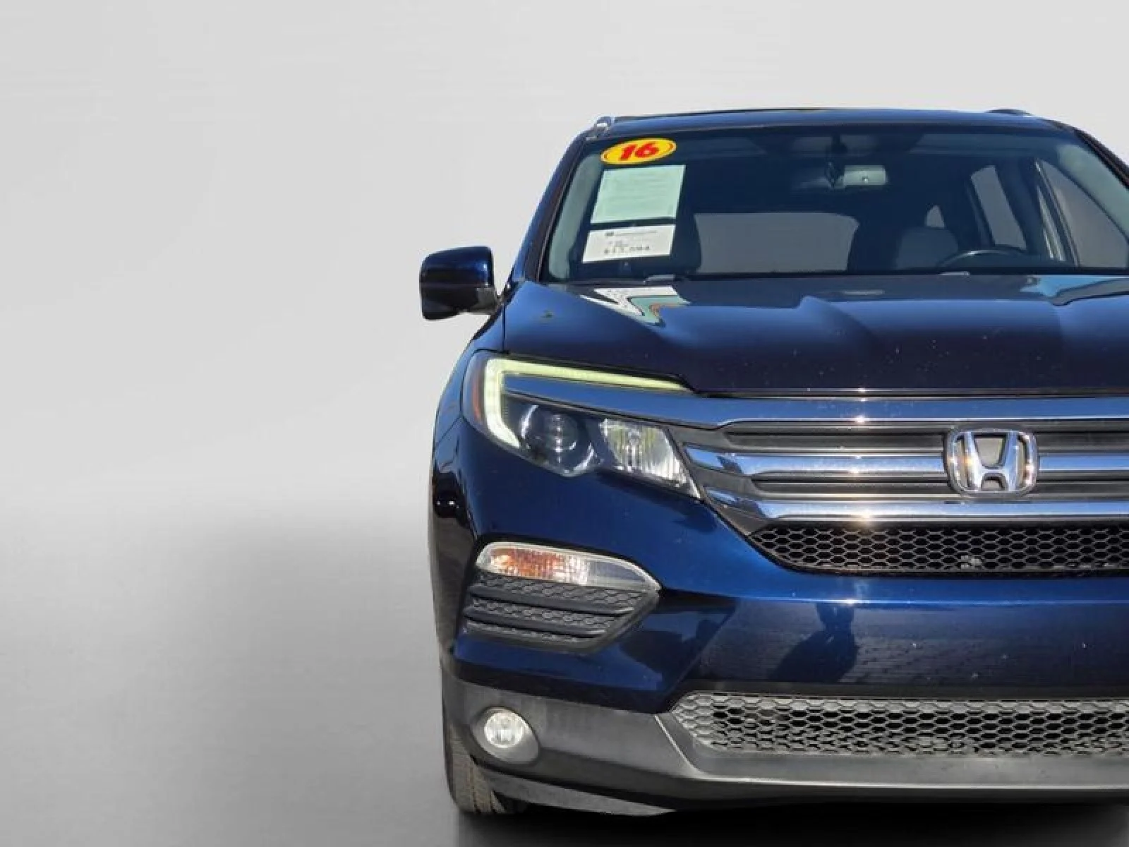 Used 2016 Obsidian Blue Pearl Honda EX-L image 10