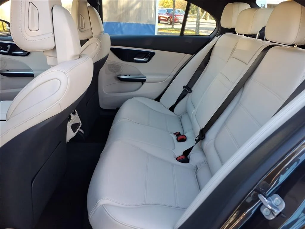 New 2026 Graphite Grey Metallic Mercedes-Benz C 300 image 20