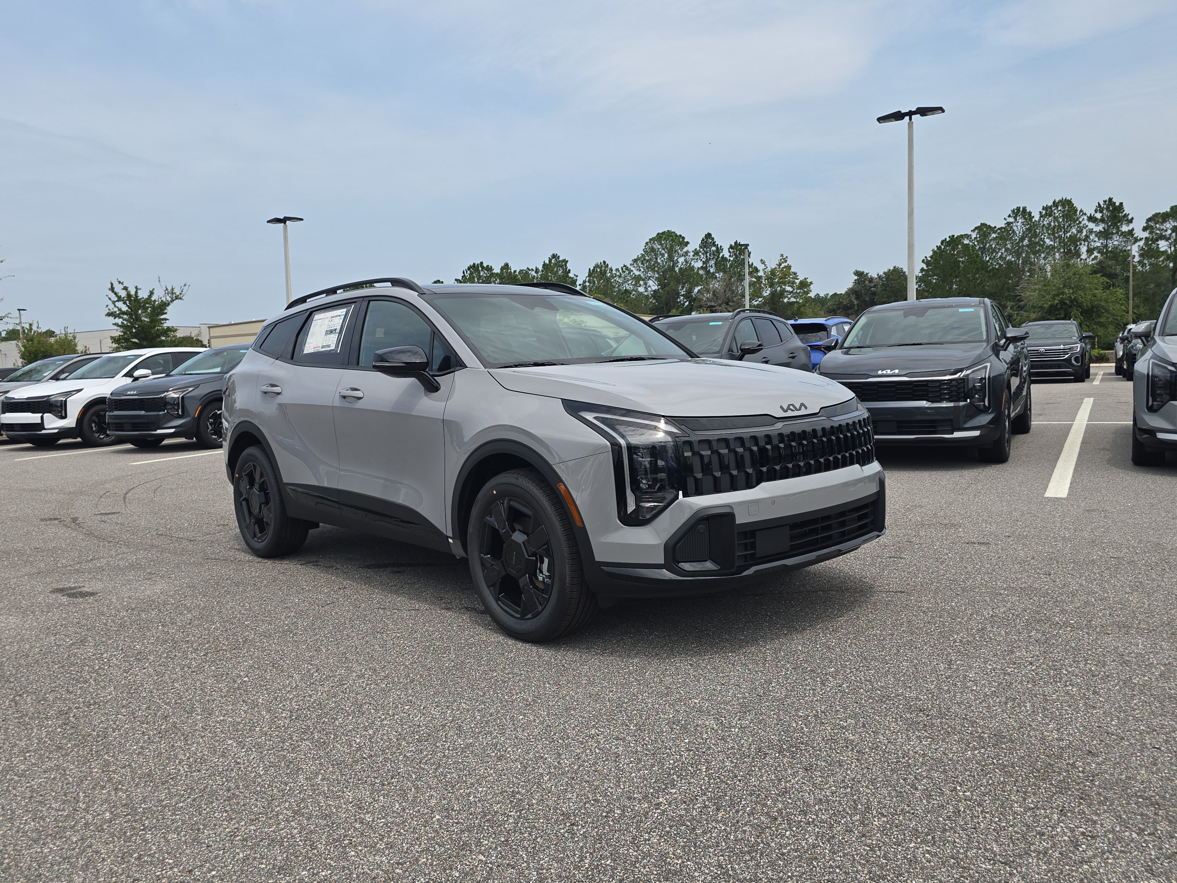 New 2027 Wolf Gray Kia X-Line image 2