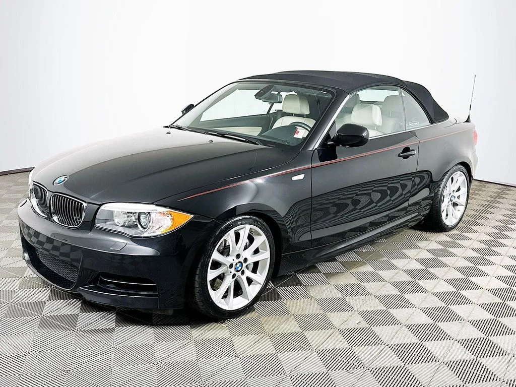 2013 BMW 1 Series 135i Convertible's photo