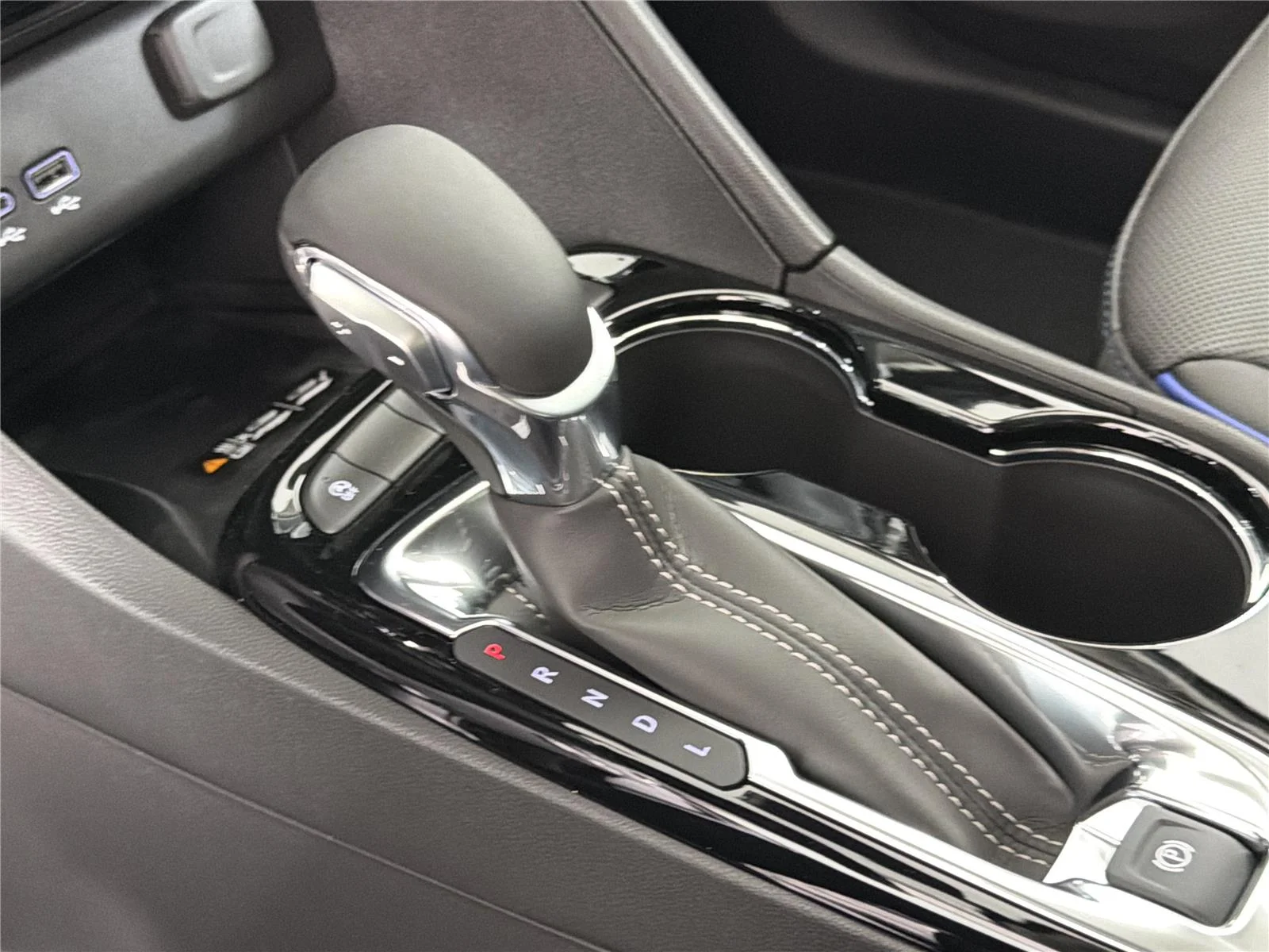 New 2026 Moonstone Gray Metallic Buick Sport Touring image 30