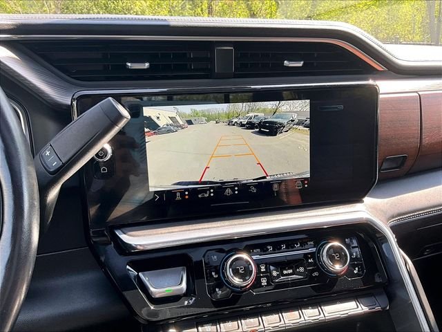 Used 2024 White GMC Denali Ultimate image 27