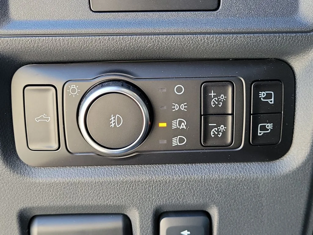 New 2026 Avalanche Ford Lariat® image 27
