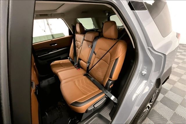 2025 Nissan Pathfinder Platinum - Photo 25