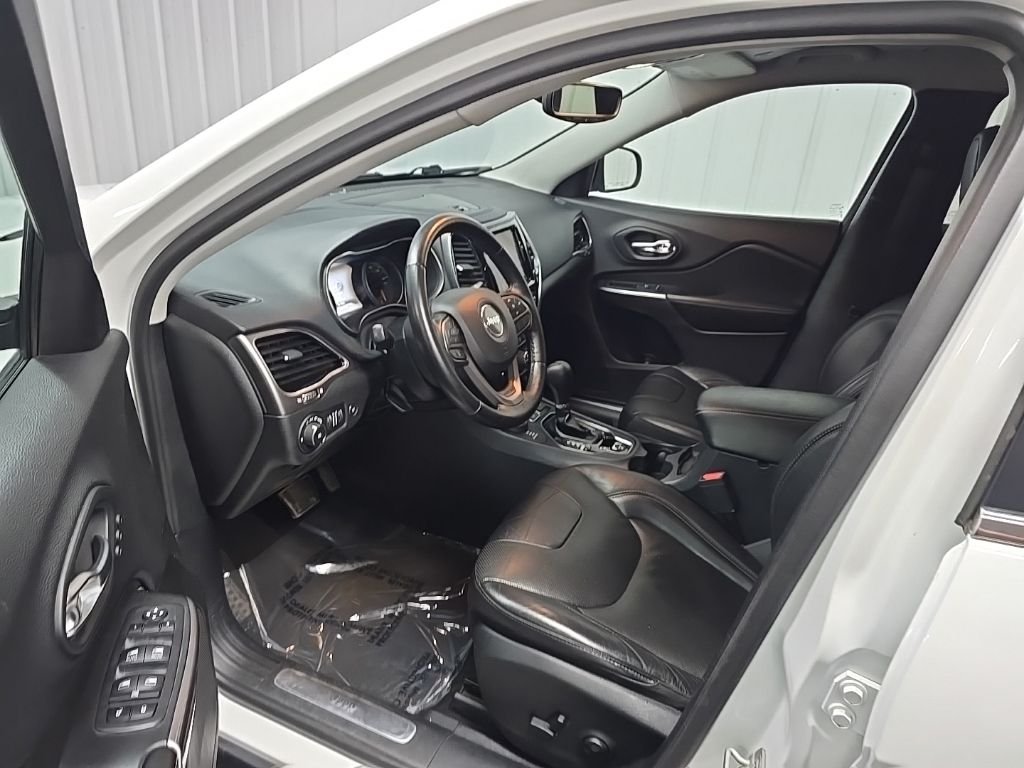 Used 2020 White Jeep Limited image 28