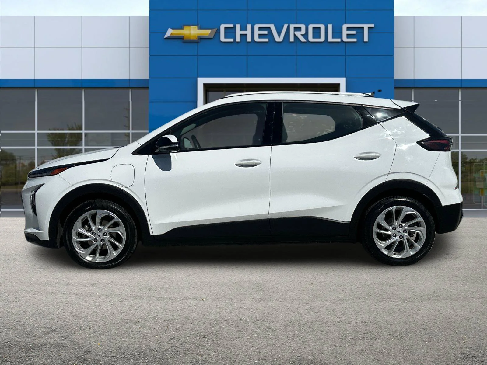 Used 2023 SUMMIT WHITE Chevrolet LT image 7