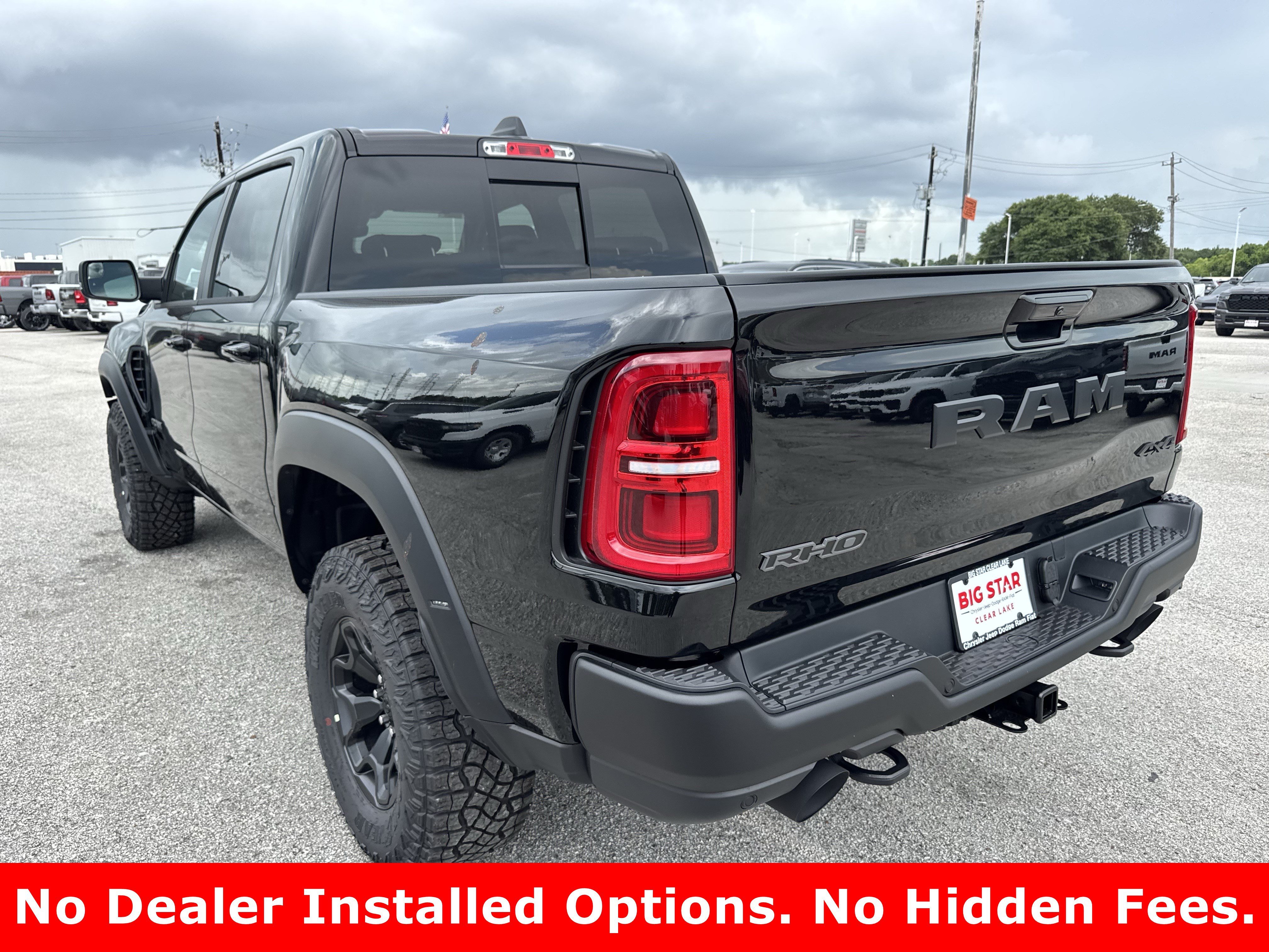 New 2026 Diamond Black Crystal Pearl-Coat Exterior Paint RAM RHO image 5