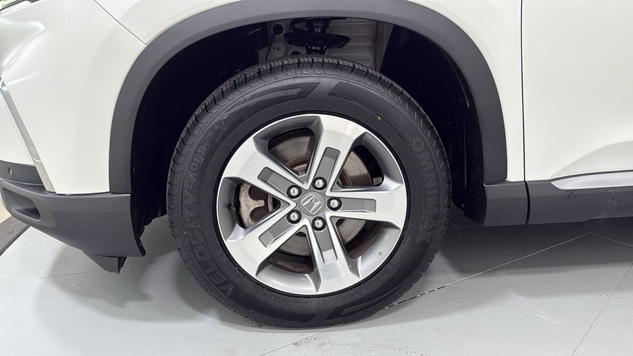 Used 2023 White Honda EX-L image 17