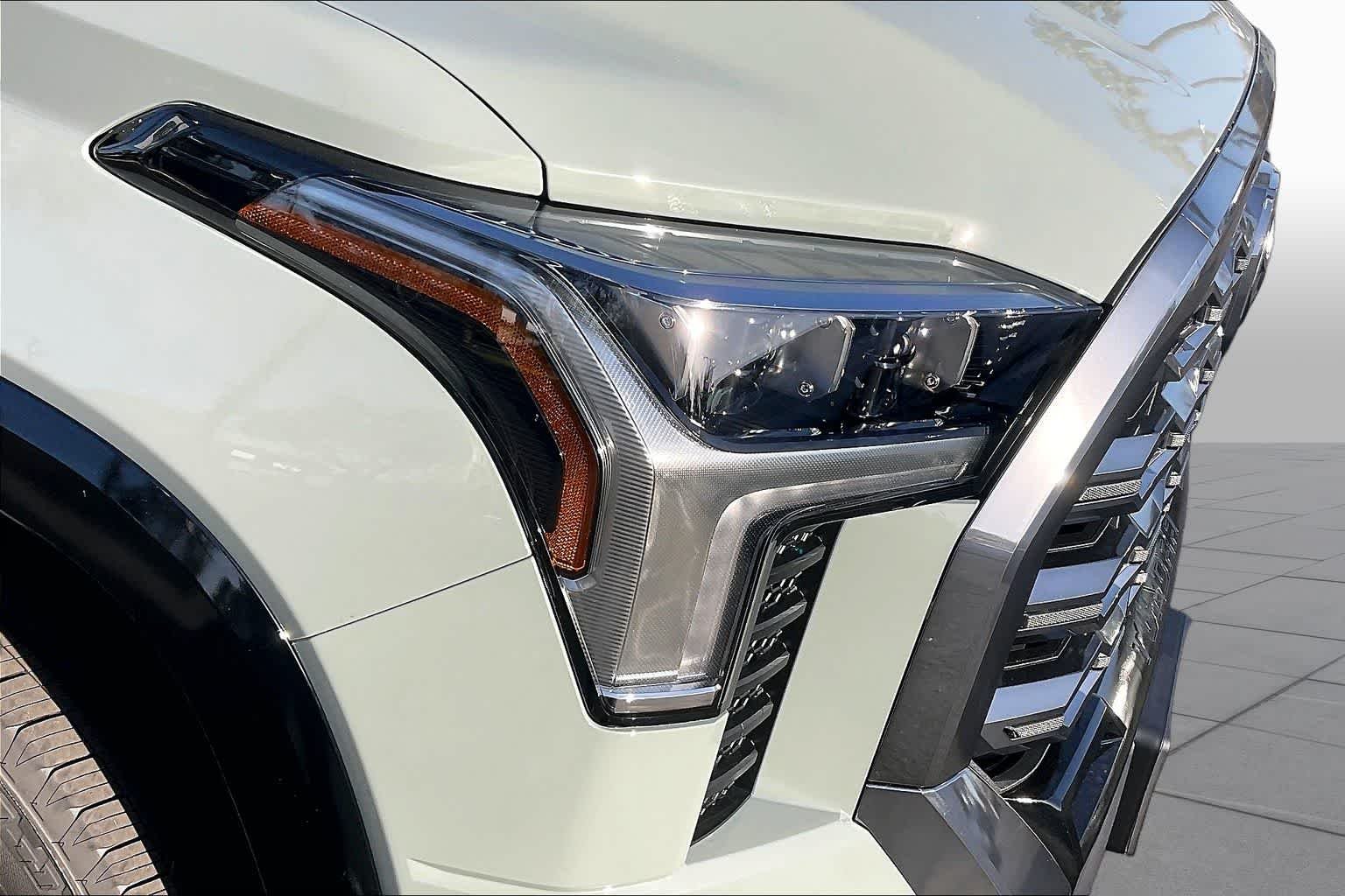 2026 Toyota Tundra Platinum - Photo 13