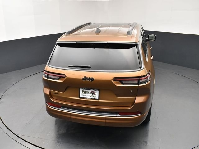 New 2026 Copper Shino Metallic Clear-Coat Exterior Paint Jeep Limited Reserve image 17