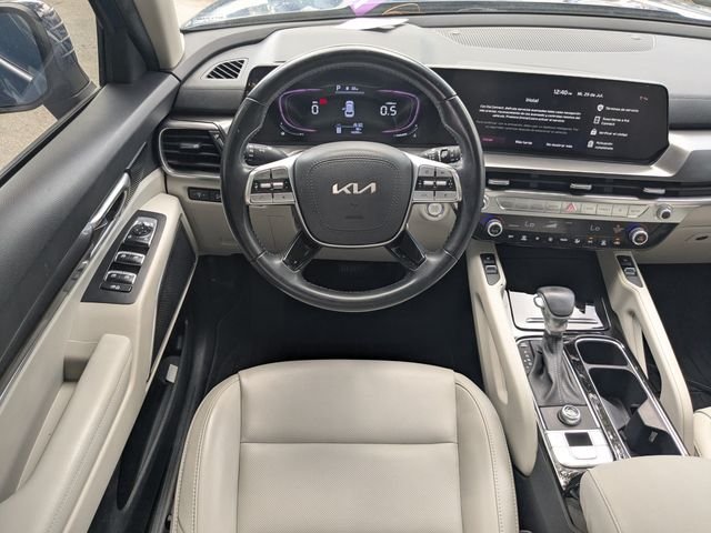 Certified Used 2024 Black Kia S image 15