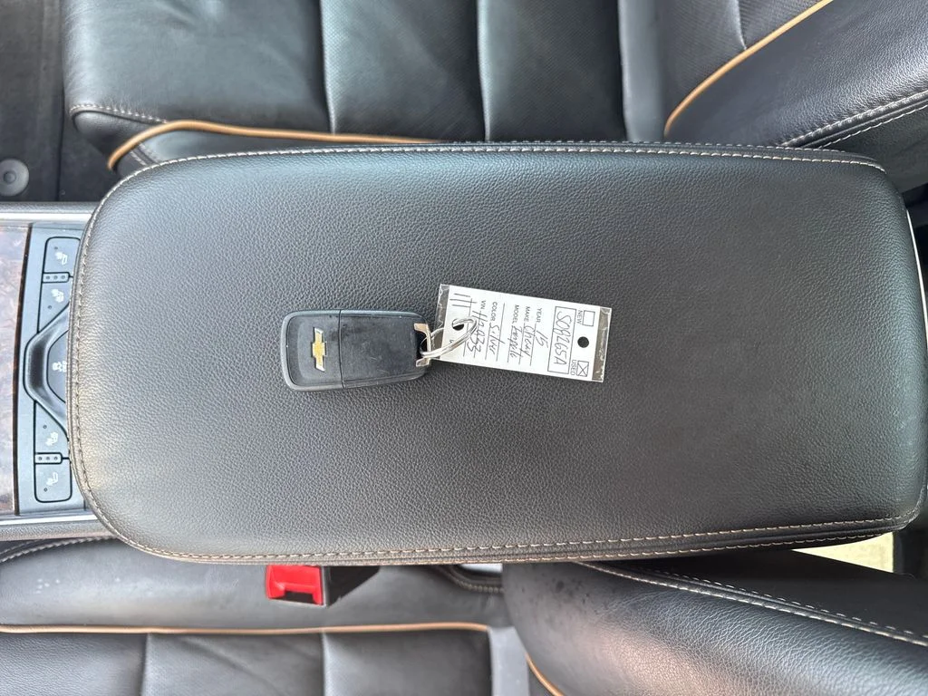 Used 2015 Silver Chevrolet LTZ image 30