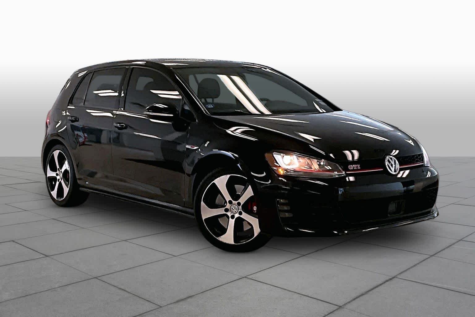 Used 2017 BLACK Volkswagen Autobahn image 2