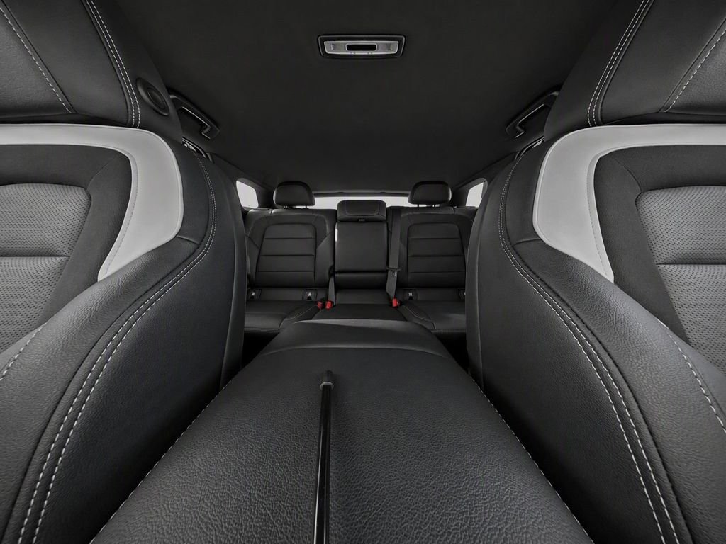 Used 2024 Summit White Chevrolet LT image 25
