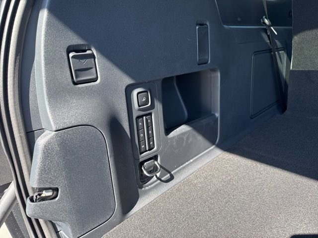 New 2026 Star White Metallic Tri-Coat Ford Platinum image 20