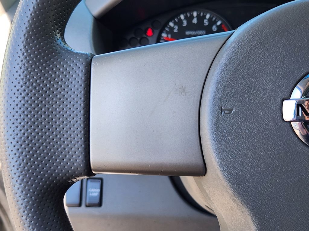 Used 2006 Gray Nissan SE image 23