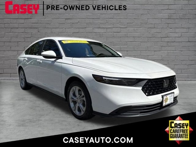 Used 2023 White Honda LX image 1
