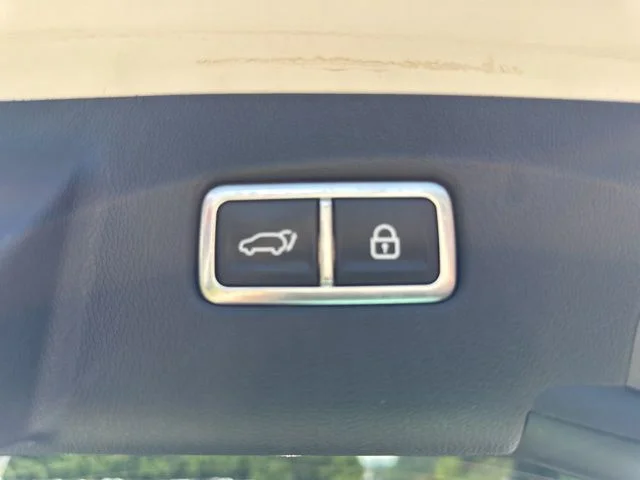 Used 2023 White Kia SX image 24
