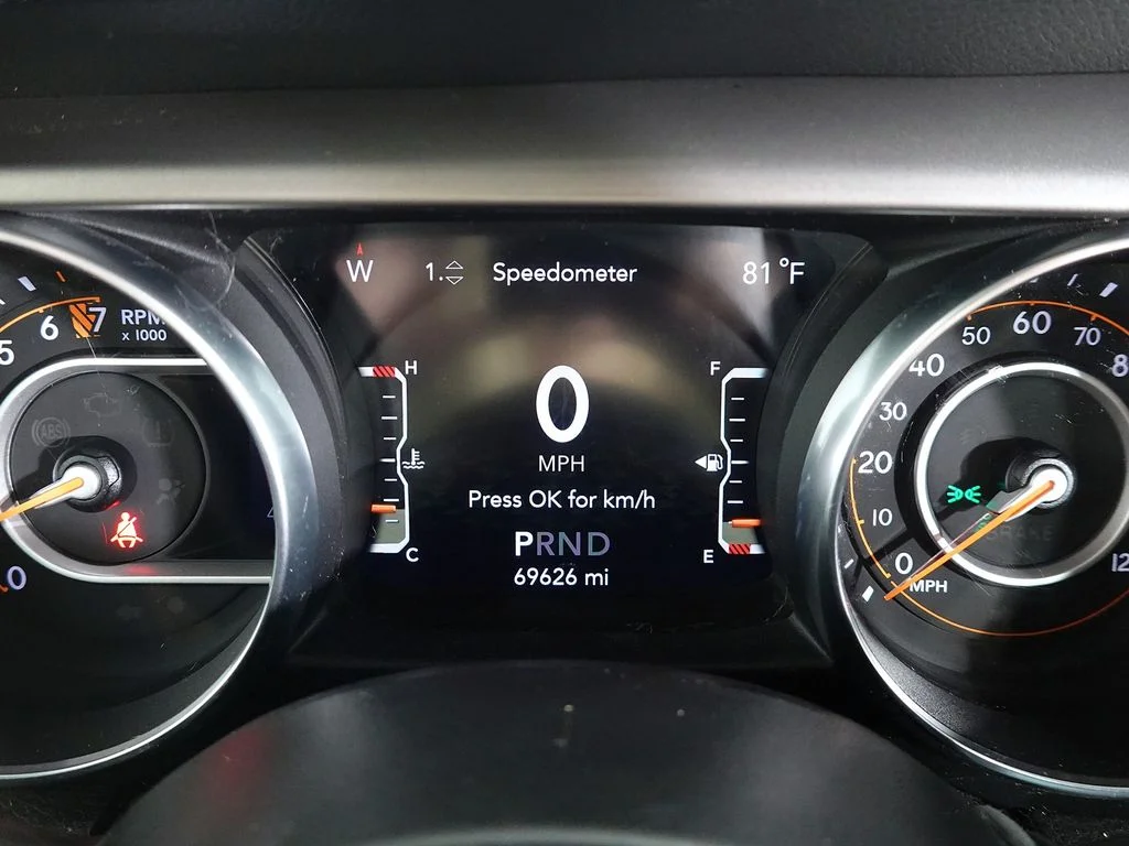 Certified Used 2020 White Jeep Unlimited Sport S image 22