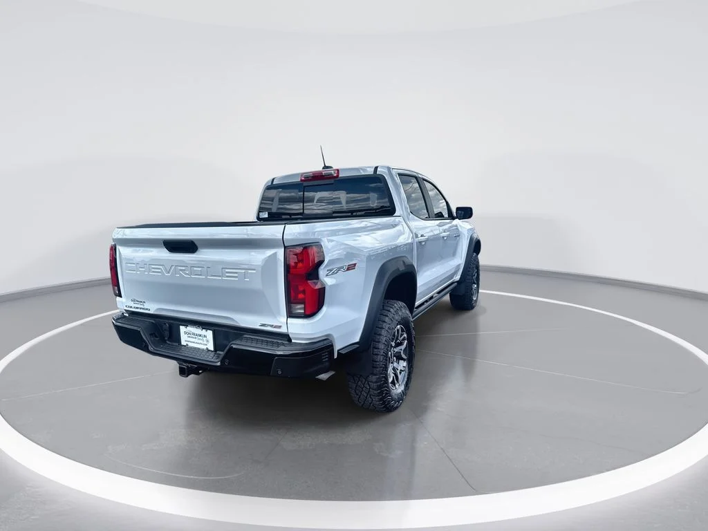 Used 2024 White Chevrolet ZR2 image 8