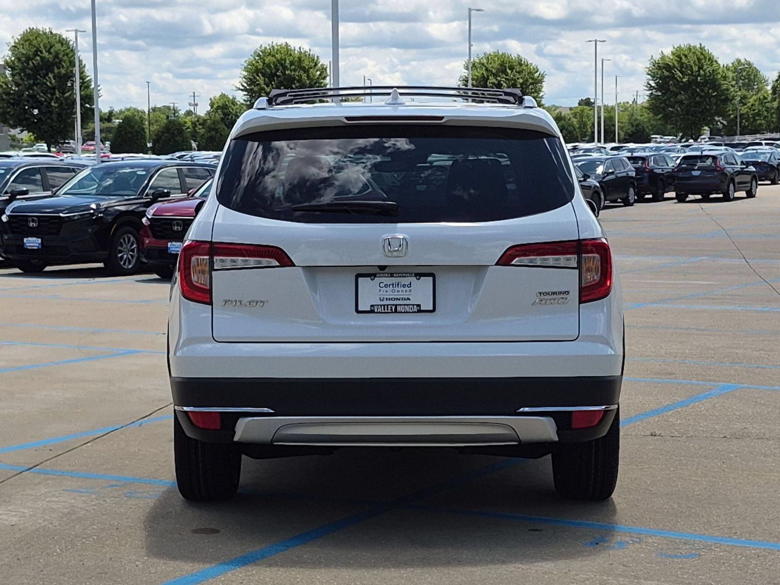 Used 2022 White Honda Touring 7-Passenger image 7