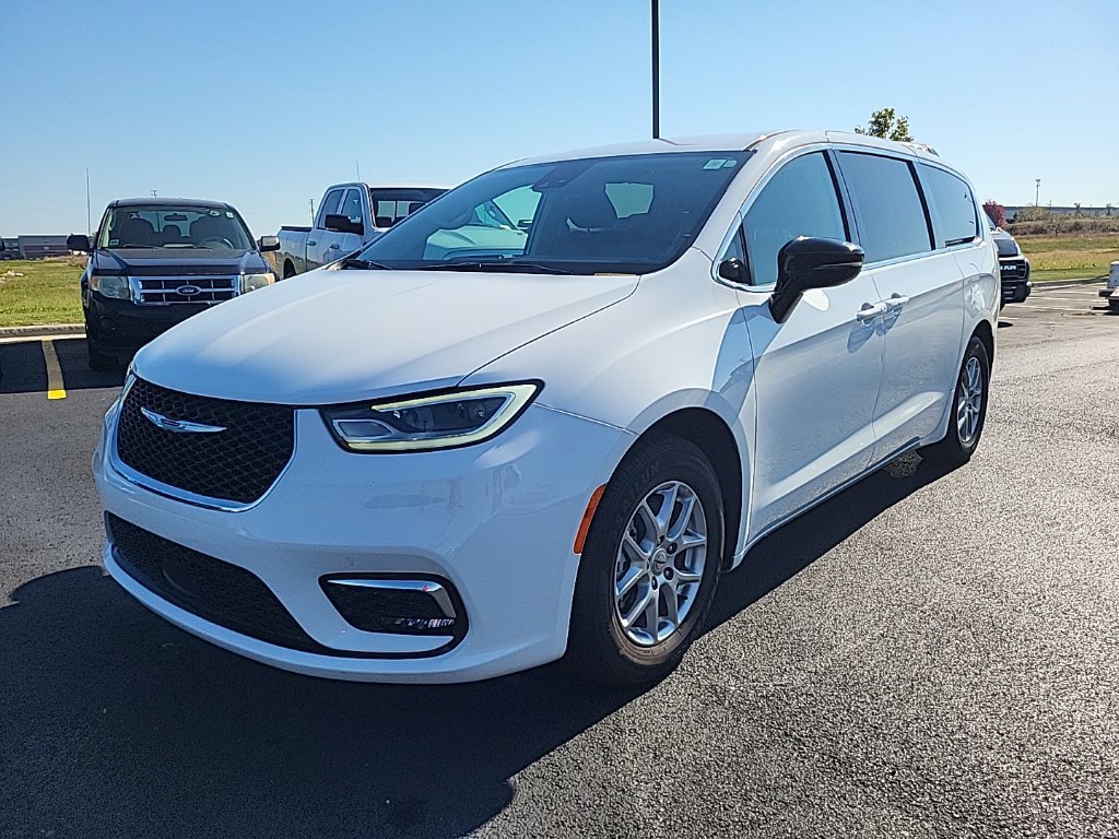 2024 Chrysler Pacifica